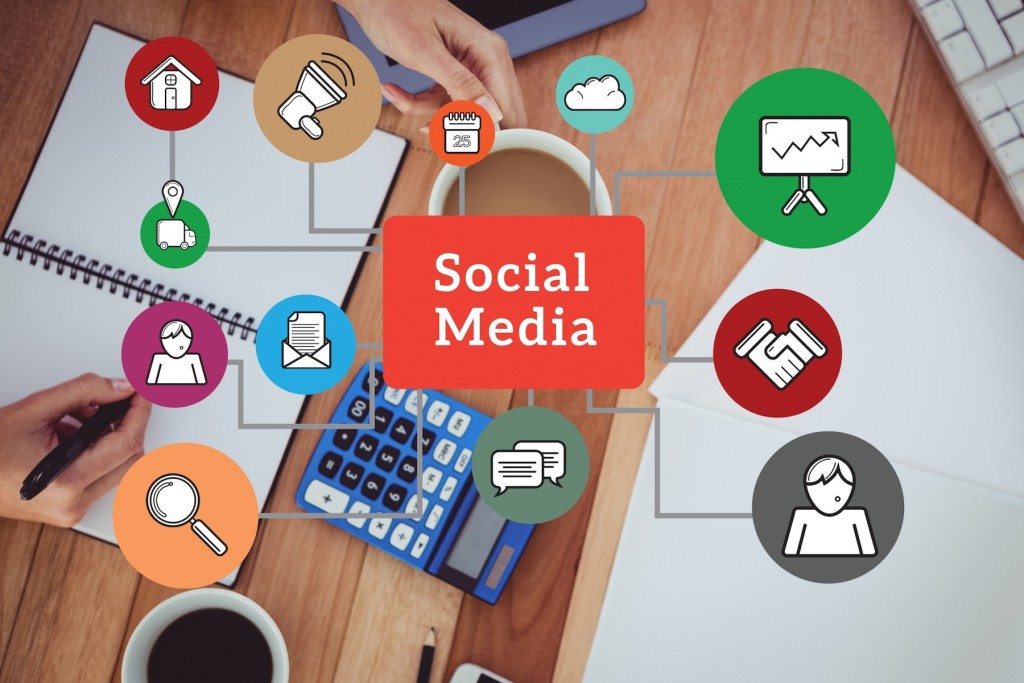 Impulsa tu Crecimiento Online: Estrategia Integral de Redes Sociales para Sitios Web y Apps Móviles